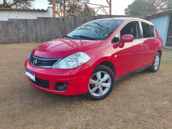 NISSAN TIIDA 1.8 SL 16V FLEX 4P MANUAL NISSAN TIIDA 1.8 SL 16V FLEX 4P MANUAL